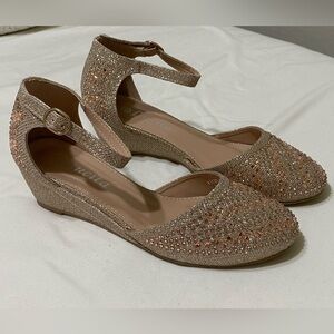 Lucita small heel shoes:) in great condition only used once beautiful beige